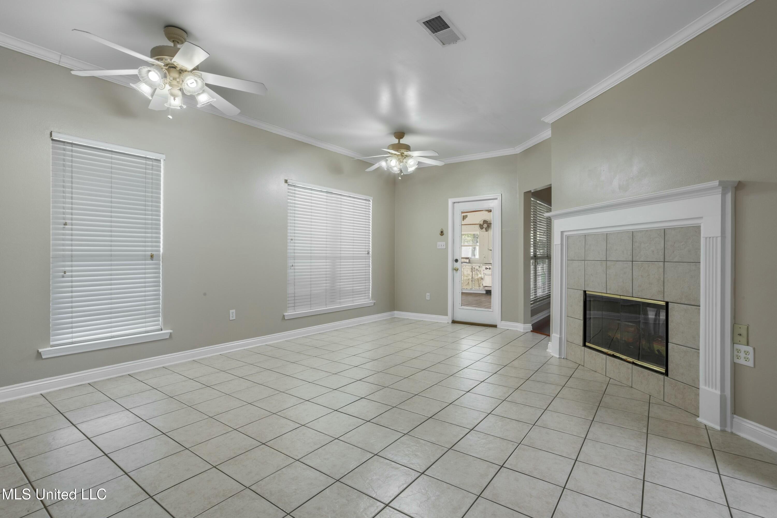 2235 Club Moss Circle, Biloxi, Mississippi image 10