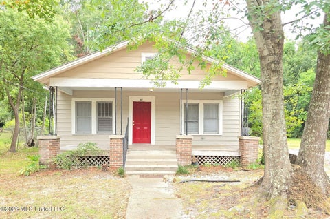 Homes For Rent - 507 W Magnolia Street<br/> Harrison County, Gulfport, MS 39507