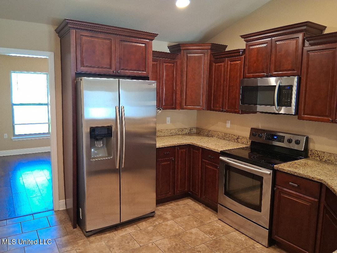 21449 W Edgewood Drive, Saucier, Mississippi image 18
