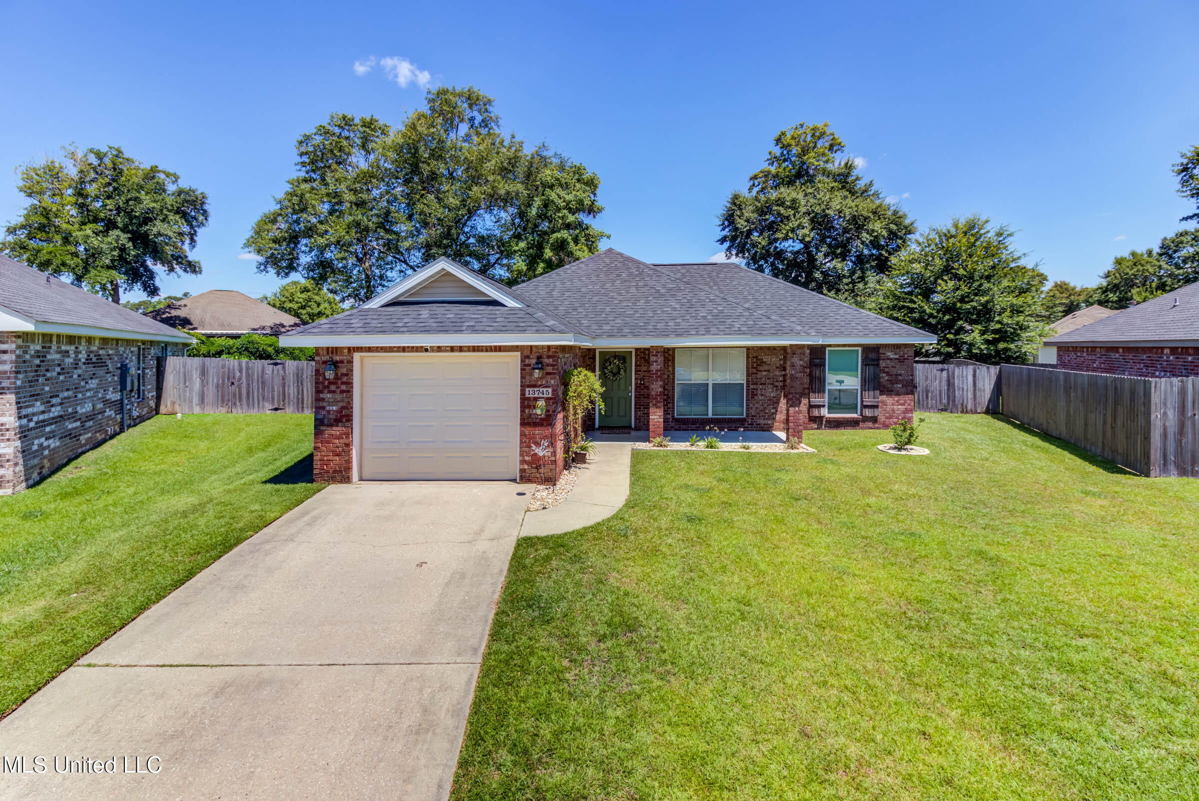 13745 Lawton Lane, Gulfport, Mississippi image 1
