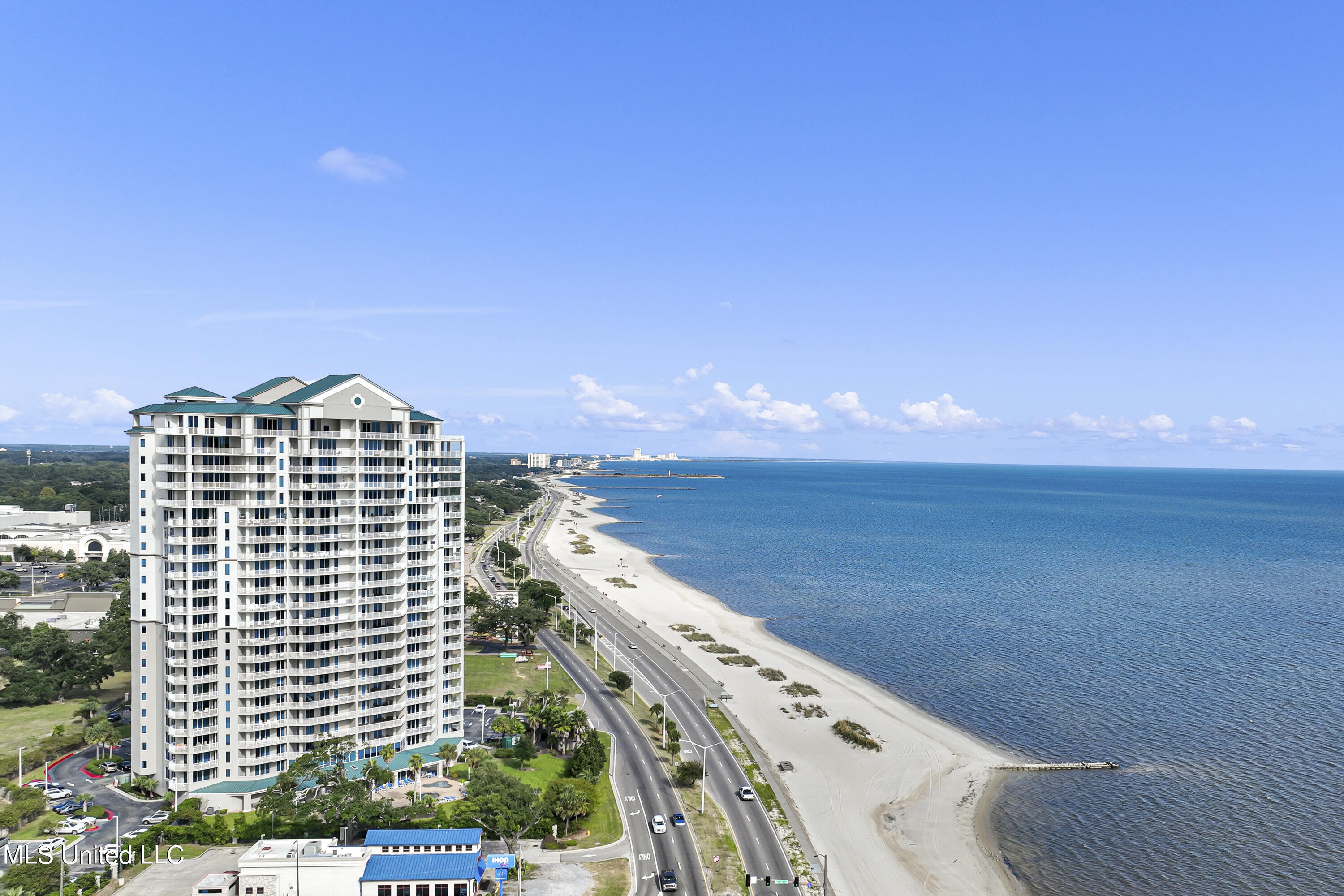 2668 Beach Boulevard #806, Biloxi, Mississippi image 2