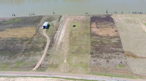 Vacant Land For Sale - 00 Deerfield Road<br/> Humphreys County, Yazoo City, MS 39194