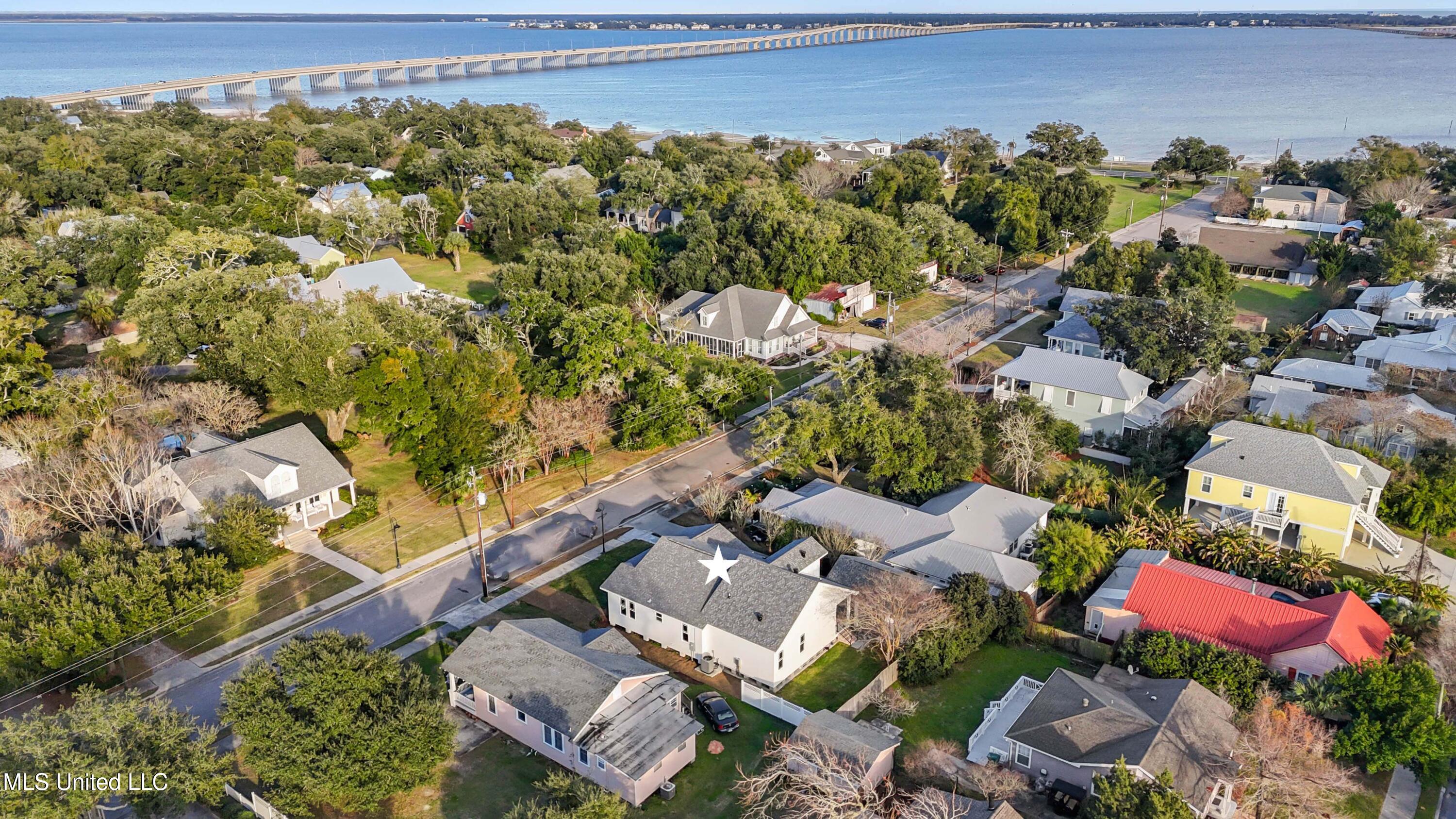 122 Ulman Avenue, Bay Saint Louis, Mississippi image 31