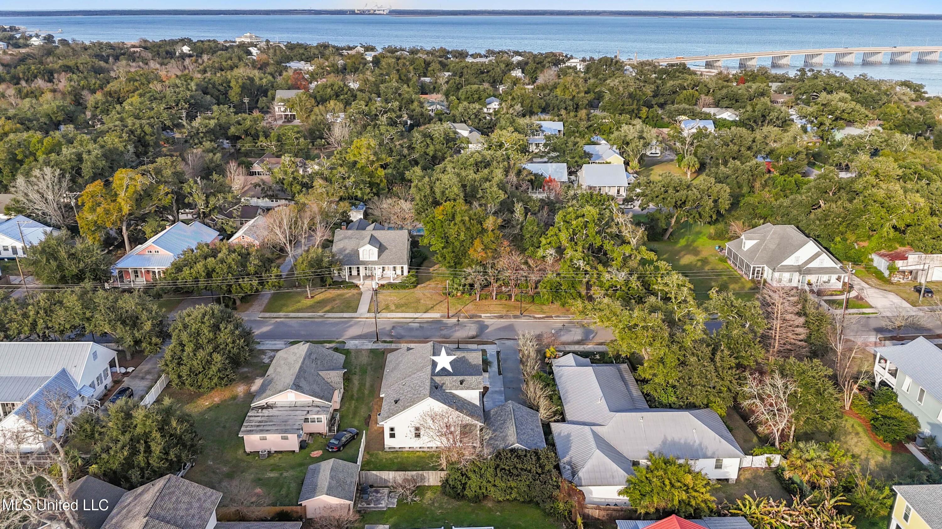 122 Ulman Avenue, Bay Saint Louis, Mississippi image 32