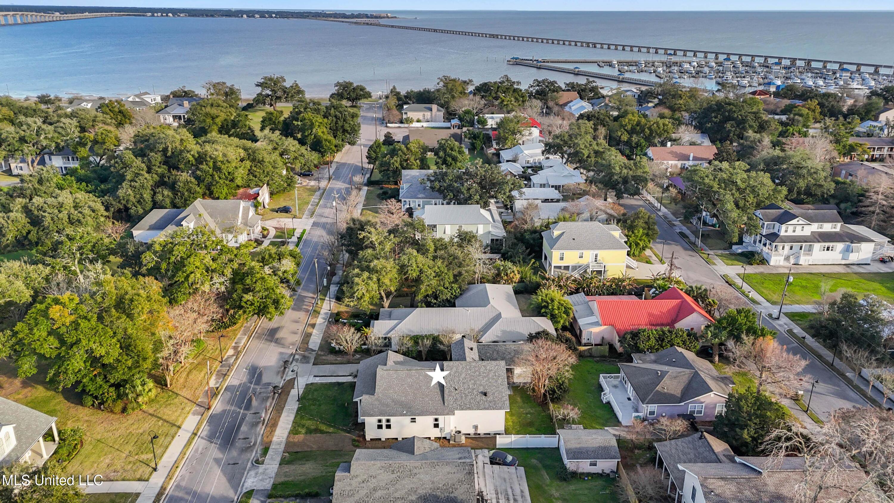 122 Ulman Avenue, Bay Saint Louis, Mississippi image 30