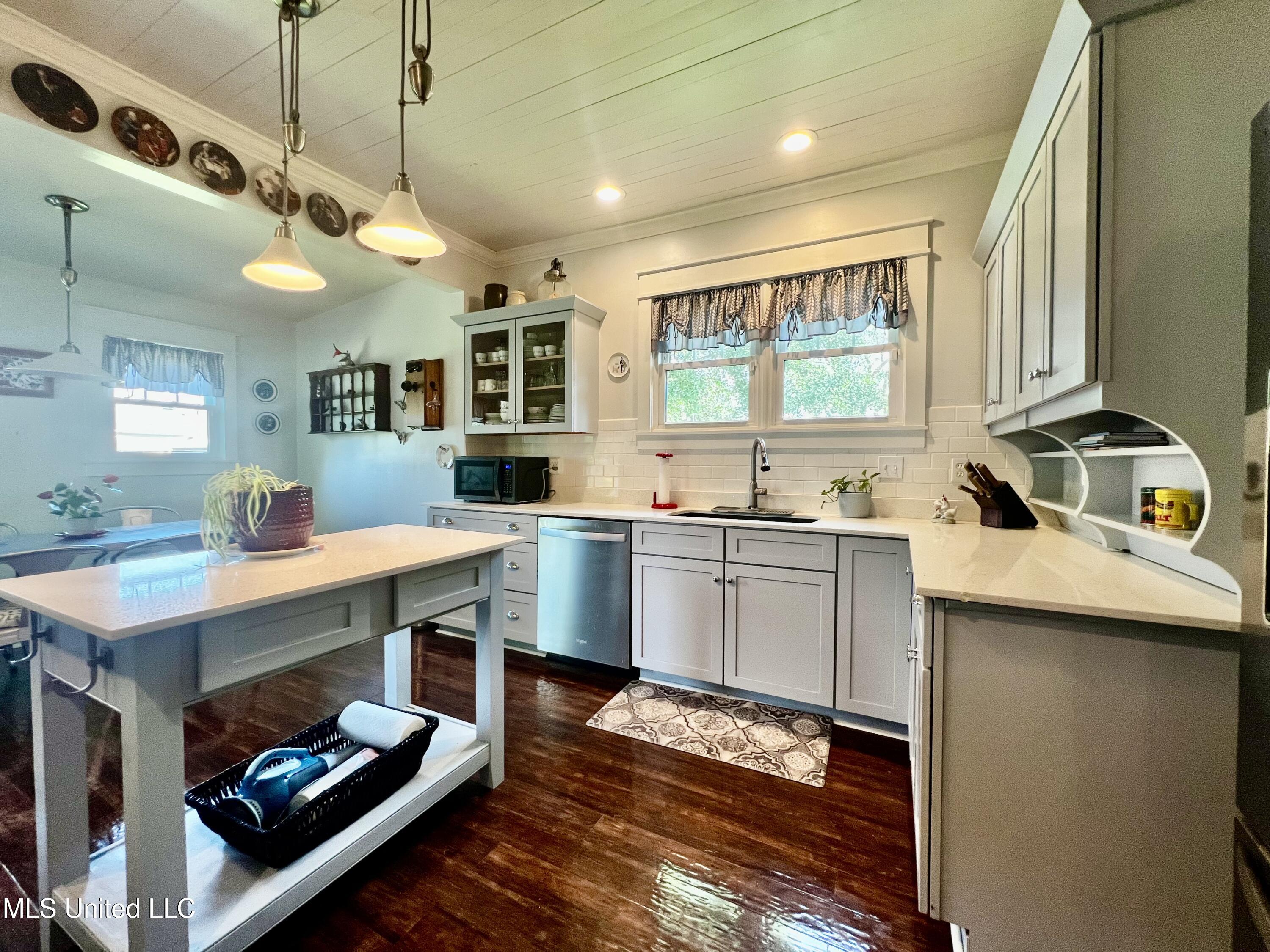 914 39th Avenue, Gulfport, Mississippi image 25
