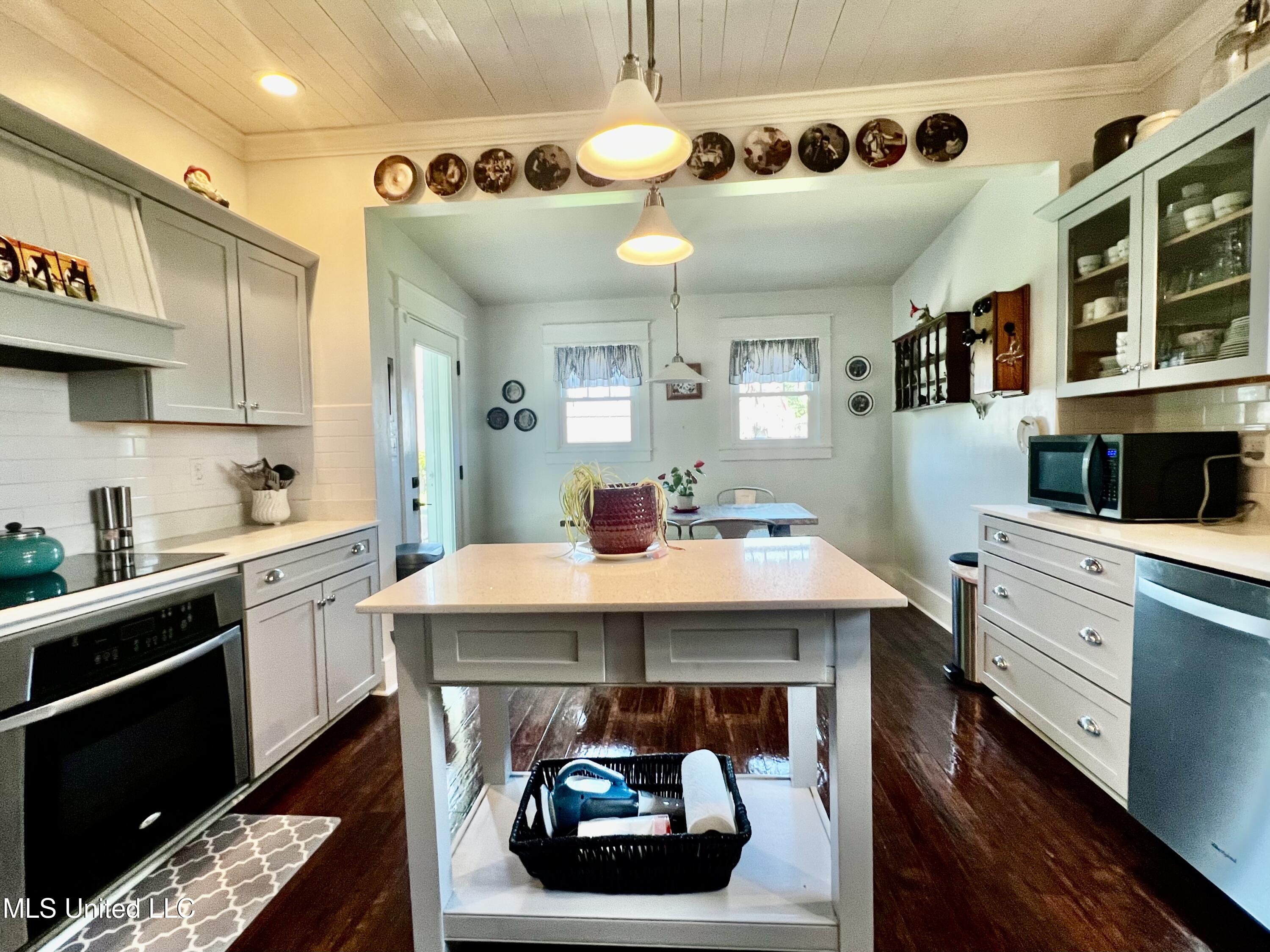 914 39th Avenue, Gulfport, Mississippi image 28