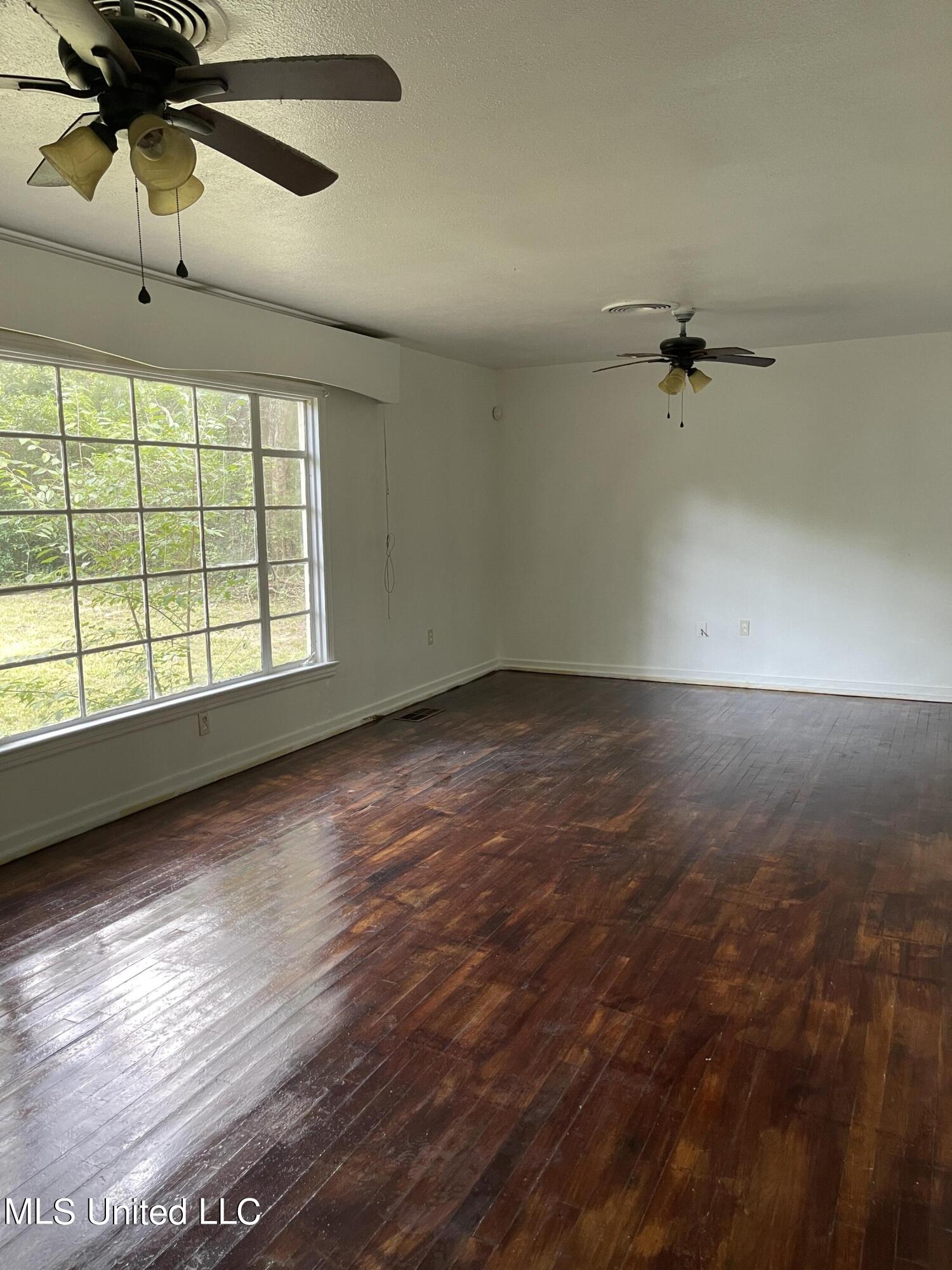 220 Wildwood Terrace, Jackson, Mississippi image 3