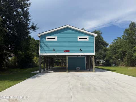 Homes For Rent - 4060 Cardinal Street<br/> Bay Saint Louis, MS 39520