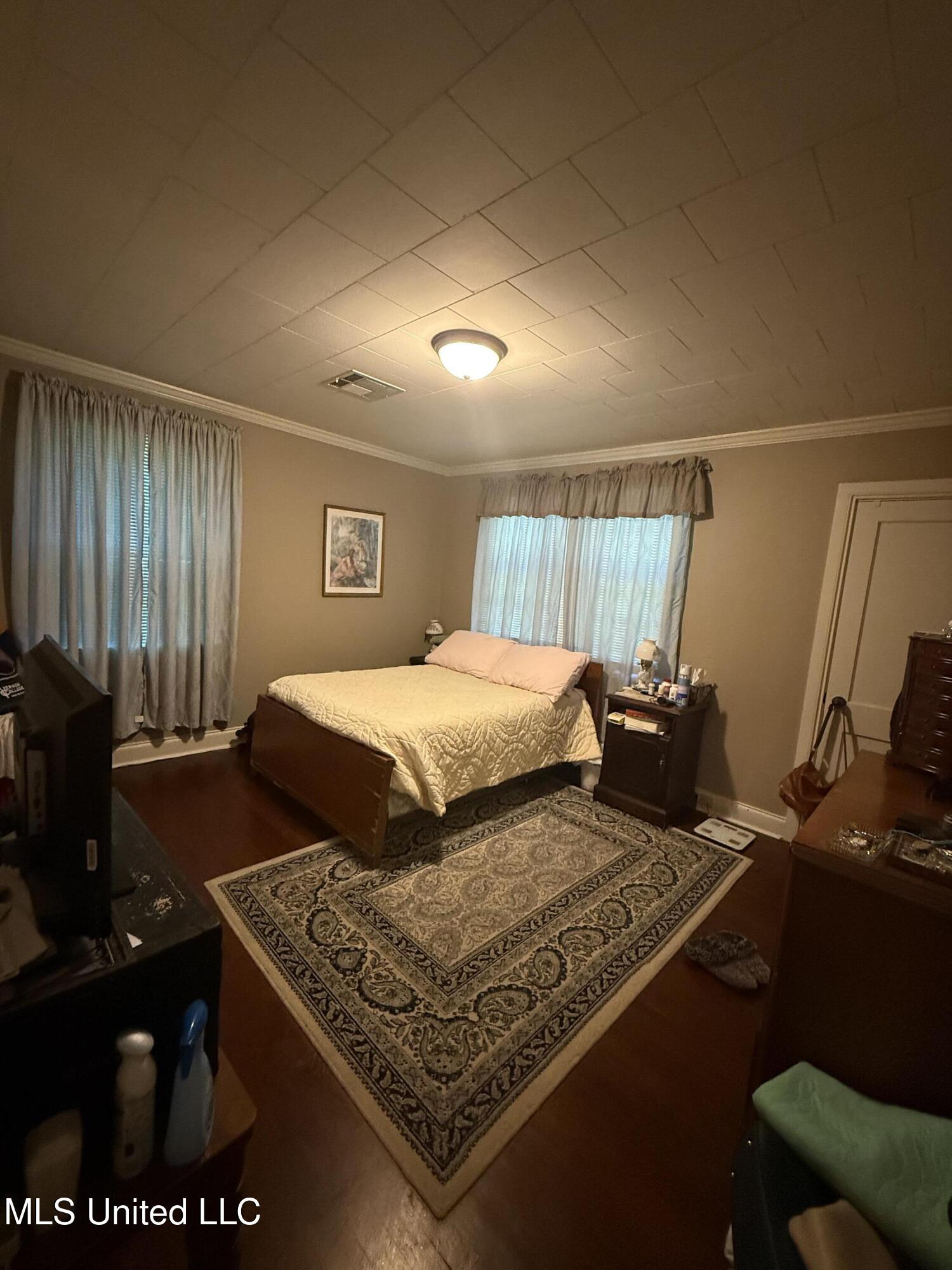 132 Catalpa Drive, Natchez, Mississippi image 3