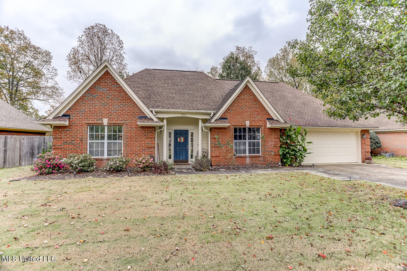 5868 E White Ridge Circle, Olive Branch, Mississippi image 4