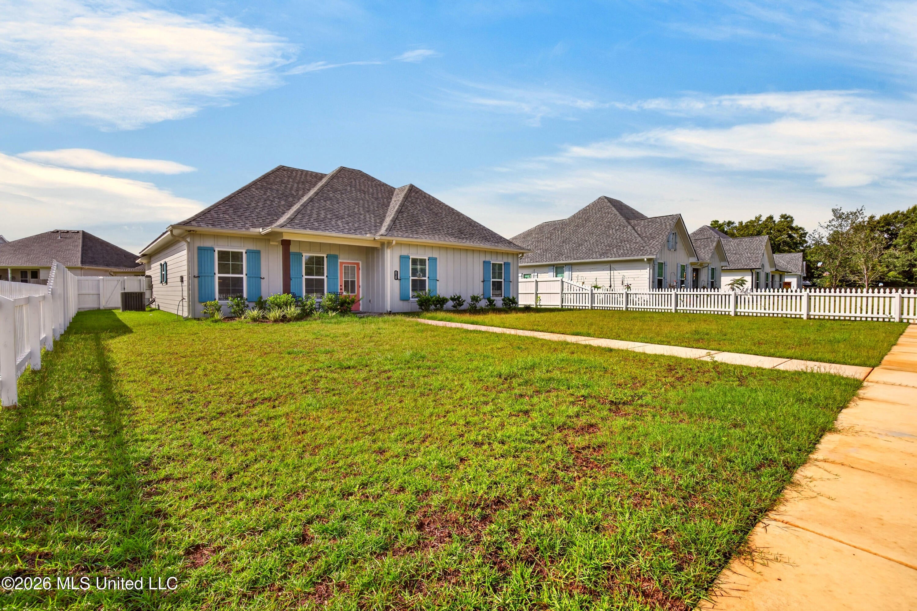 818 Old Spanish Trail