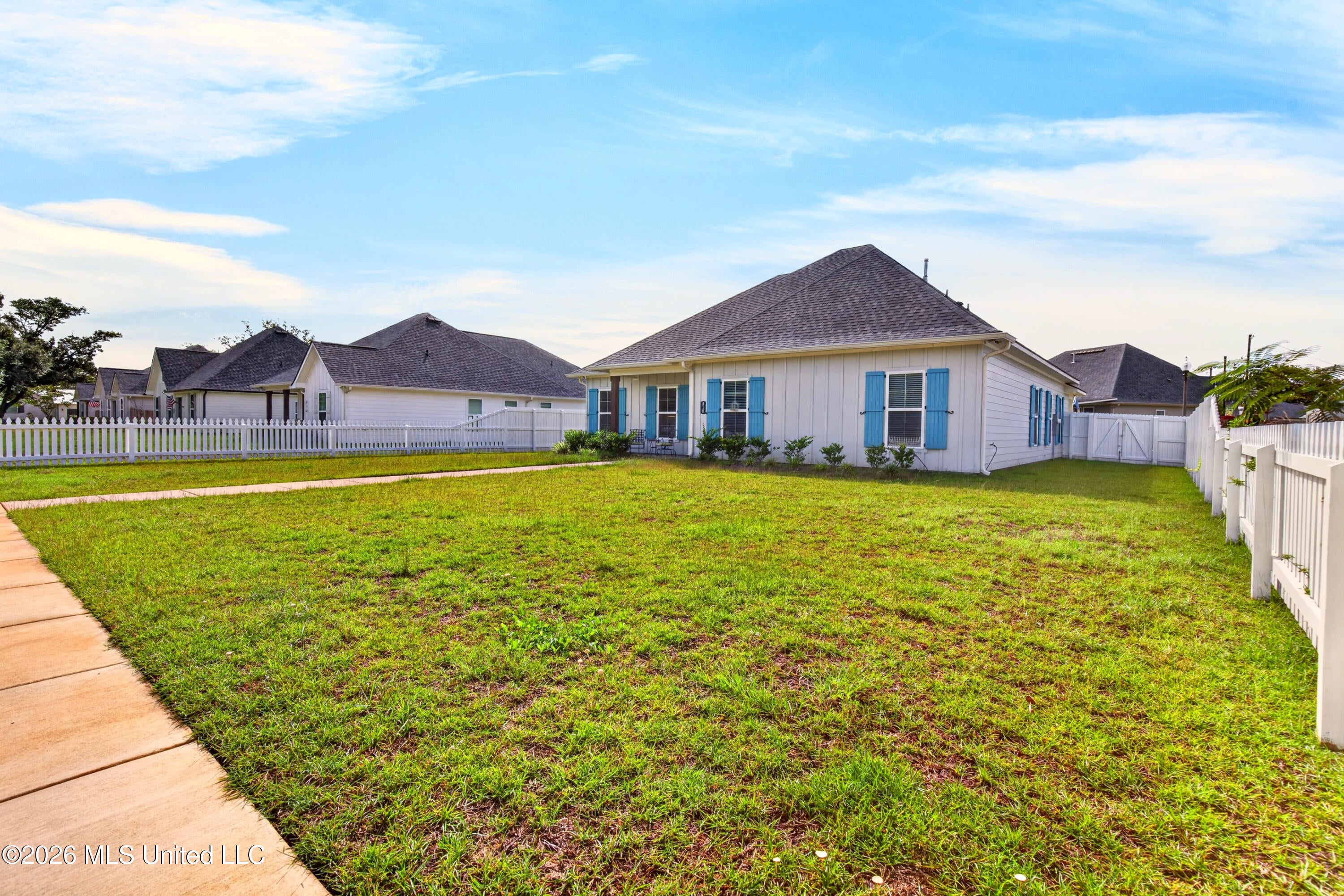 818 Old Spanish Trail