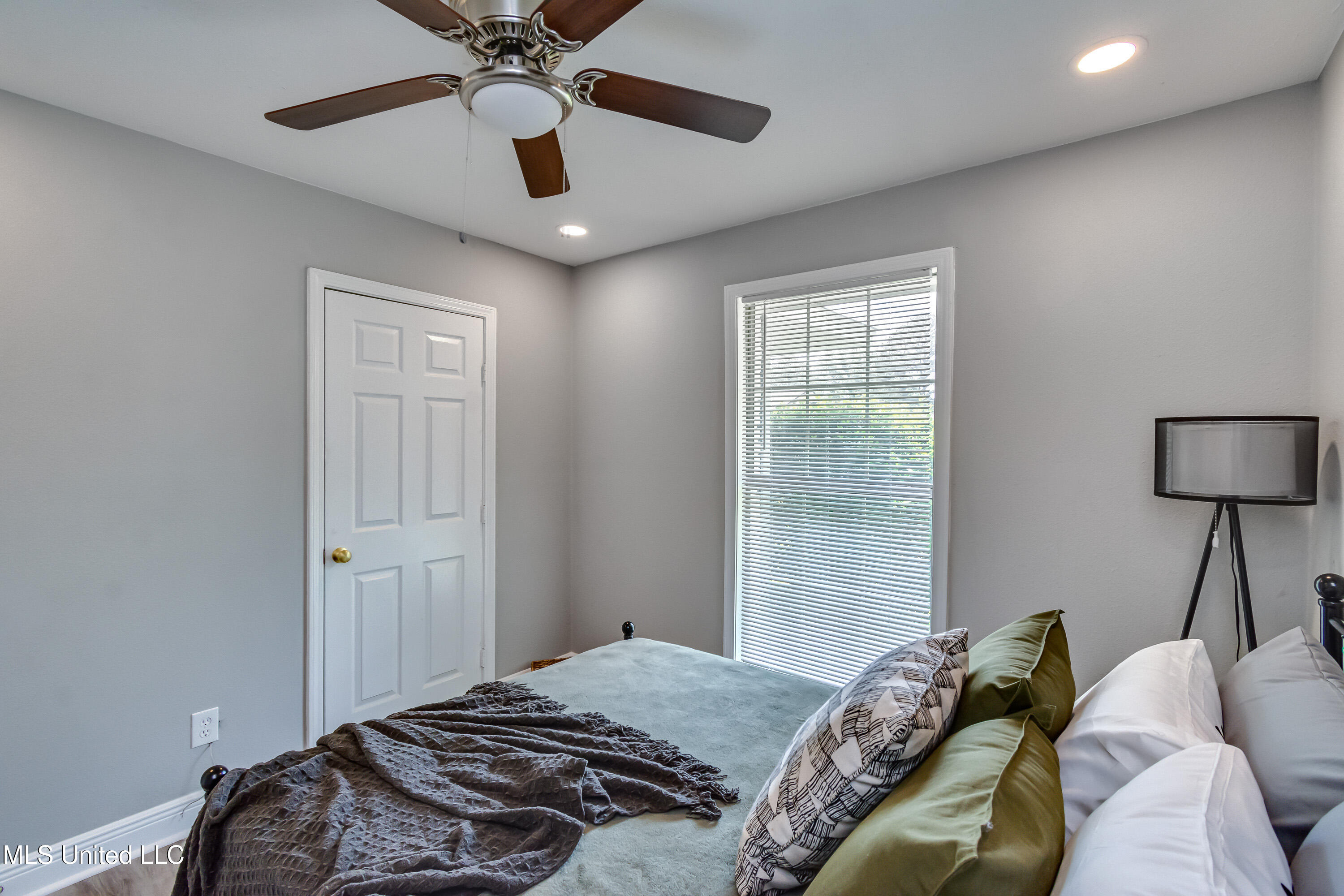 148 Thousand Oaks Circle, Jackson, Mississippi image 14