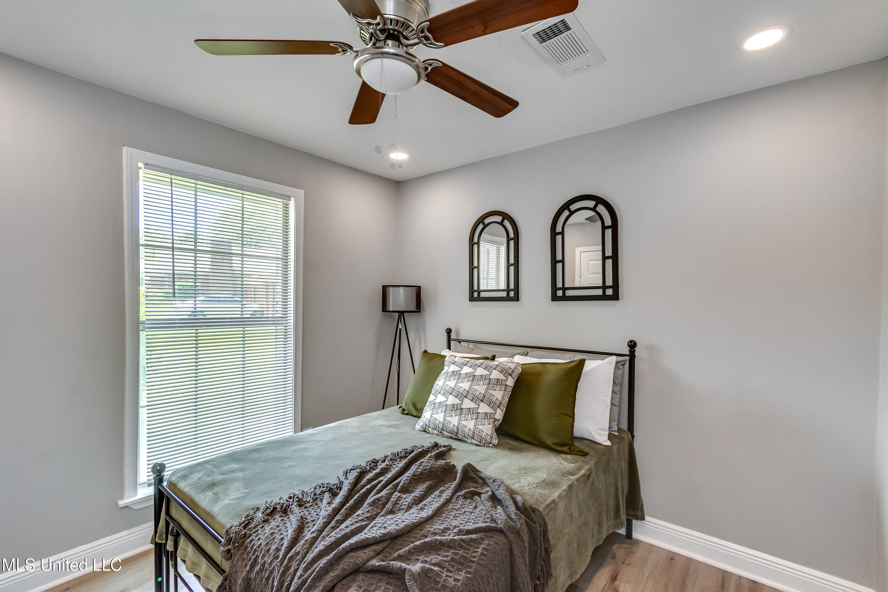 148 Thousand Oaks Circle, Jackson, Mississippi image 13