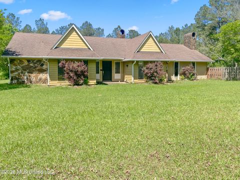 Homes For Sale - 4835 Upper Glading Road<br/> Amite County, Summit, MS 39666
