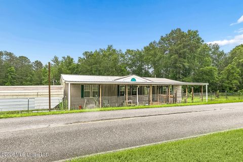 Homes For Sale - 918 Spring Hill Road<br/> Poplarville, MS 39470