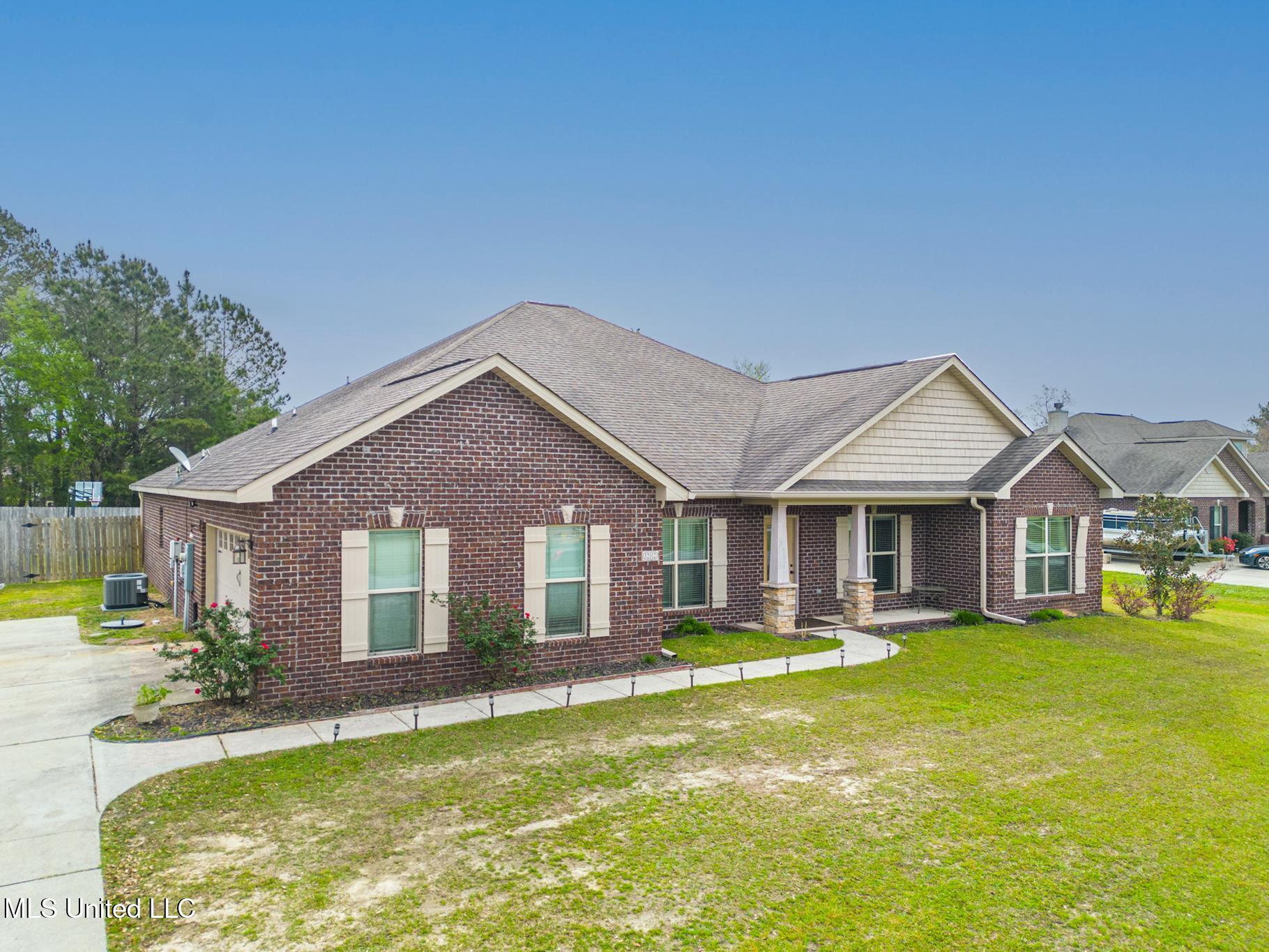 12112 Poplar Drive, Vancleave, Mississippi image 2