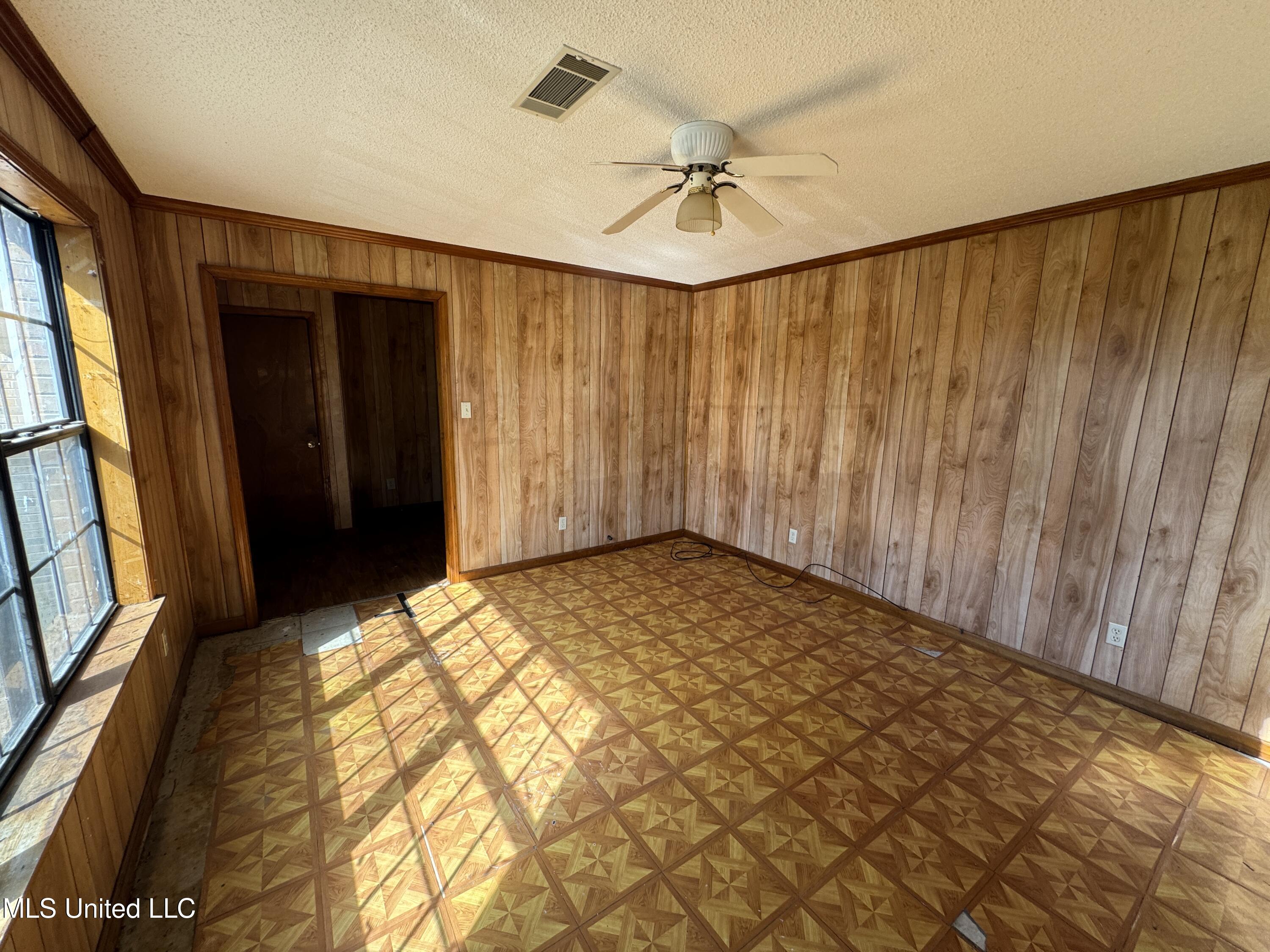 115 Sharon Heights, Holly Springs, Mississippi image 8