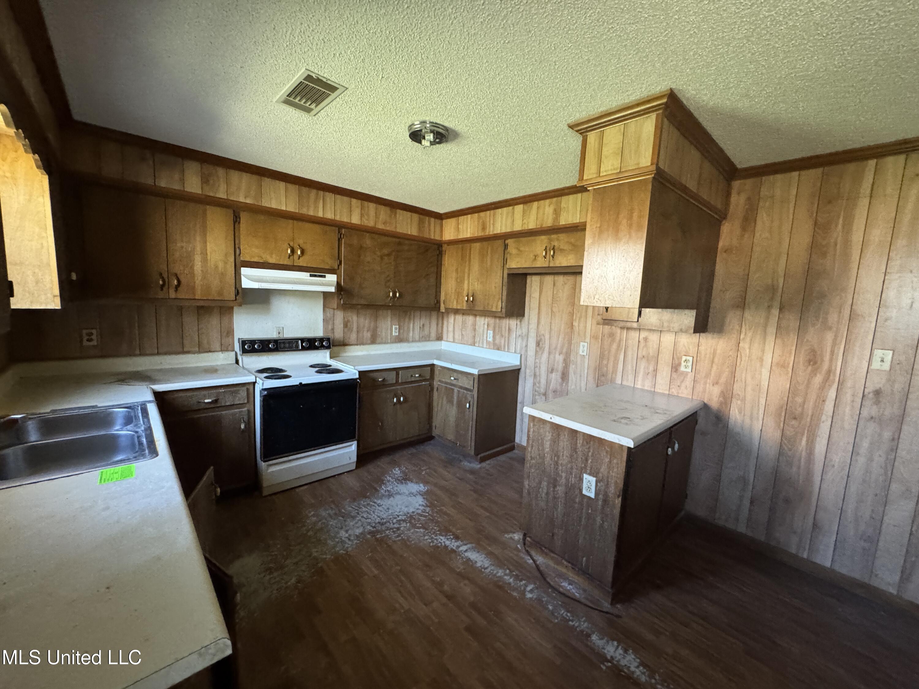 115 Sharon Heights, Holly Springs, Mississippi image 10