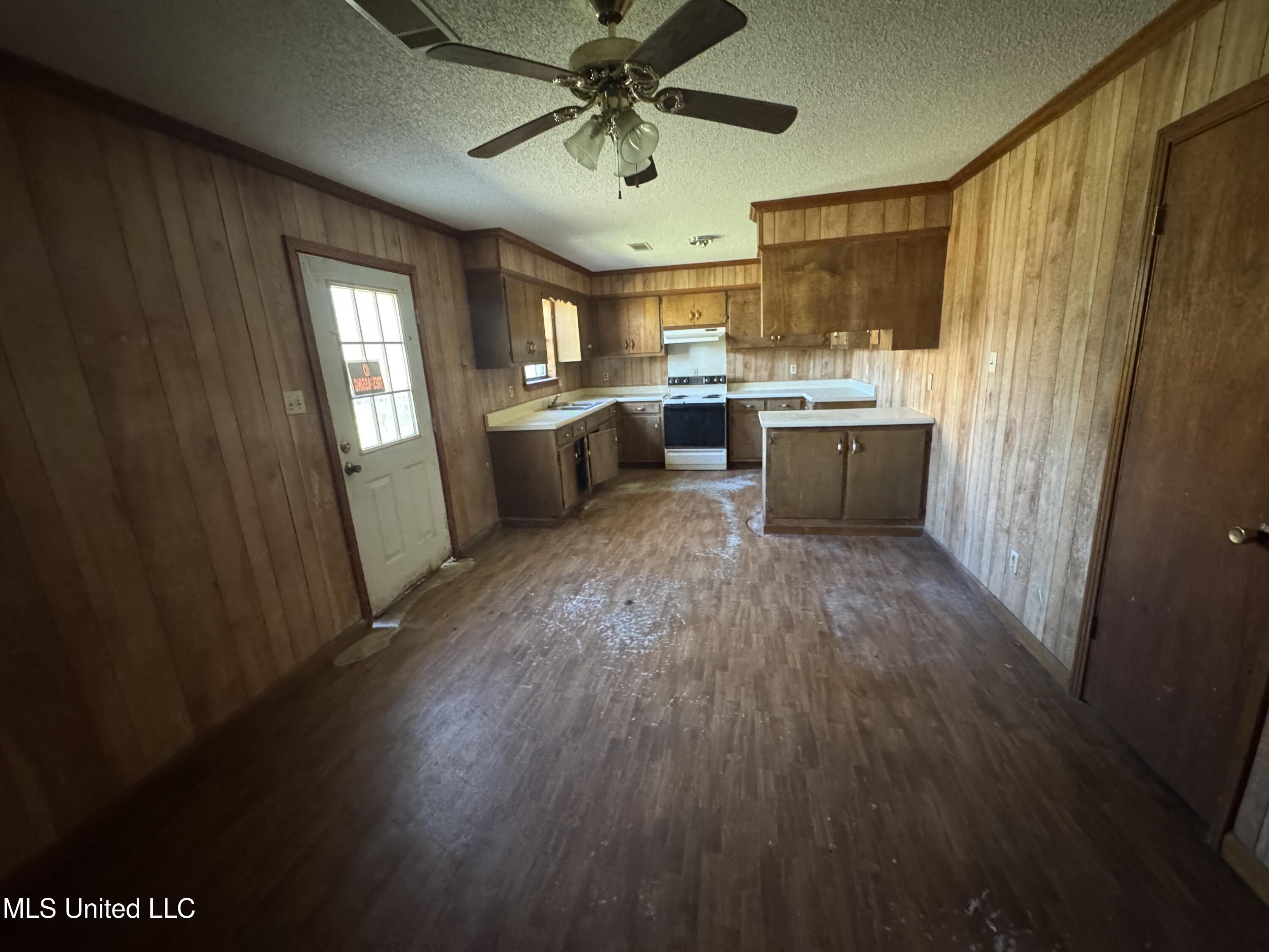 115 Sharon Heights, Holly Springs, Mississippi image 9