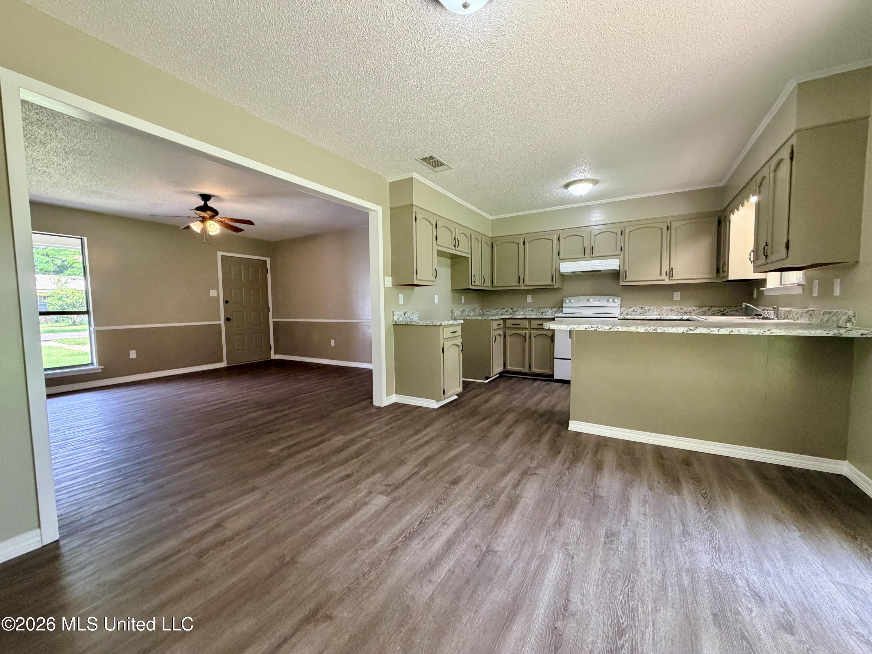 107 Driftwood Drive