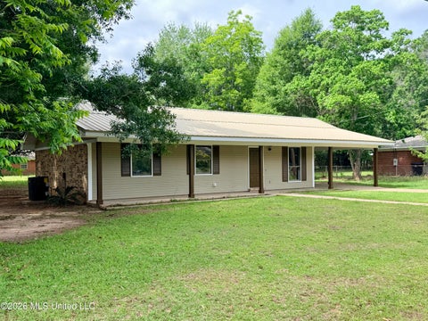 Homes For Sale - 107 Driftwood Drive<br/> Lucedale, MS 39452