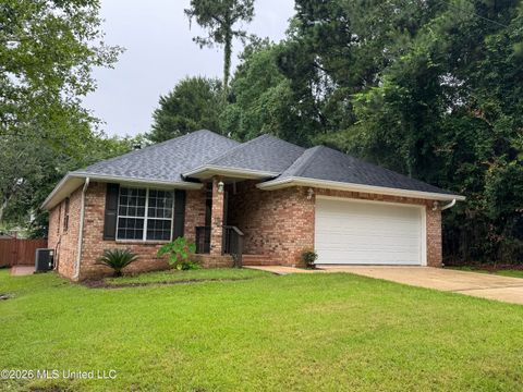 Homes For Rent - 99118 Koloa Street<br/> Diamondhead, MS 39525