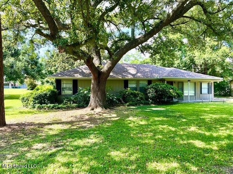 Homes For Sale - 312 45th Street<br/> Gulfport, MS 39507