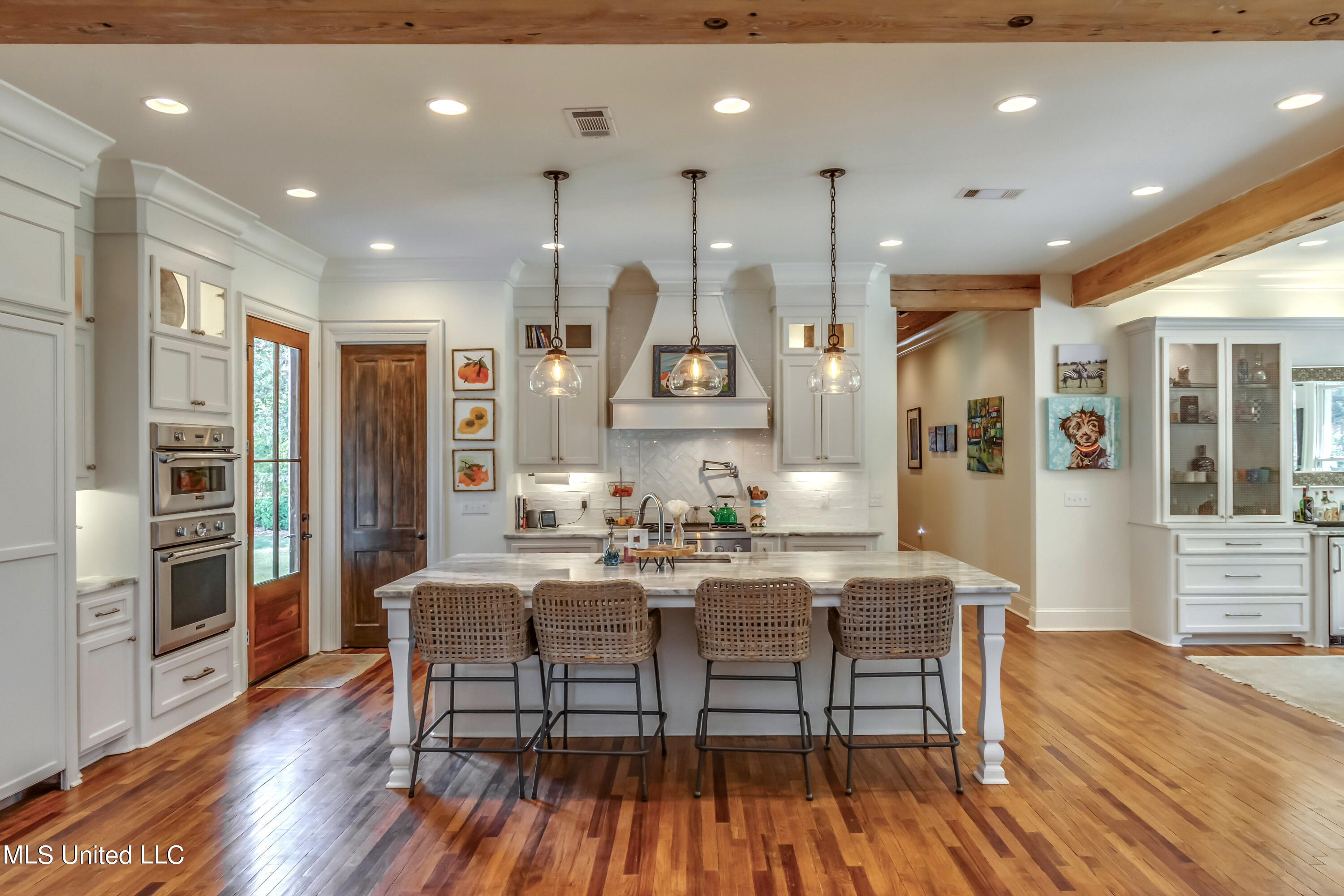 Madison, Mississippi 39110, United States, 5 Bedrooms Bedrooms, ,4 BathroomsBathrooms,Residential,Pending,69639