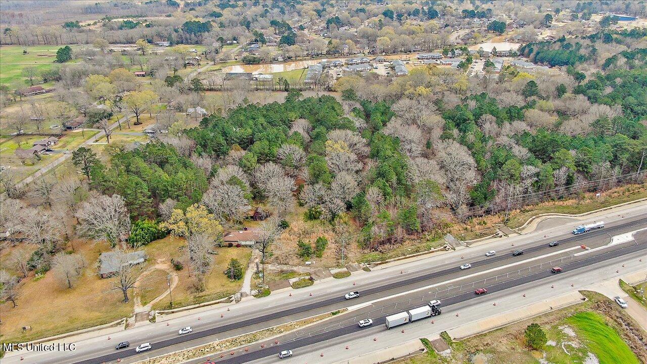 Richland, Mississippi 39218, United States, ,Commercial,Pending,104515