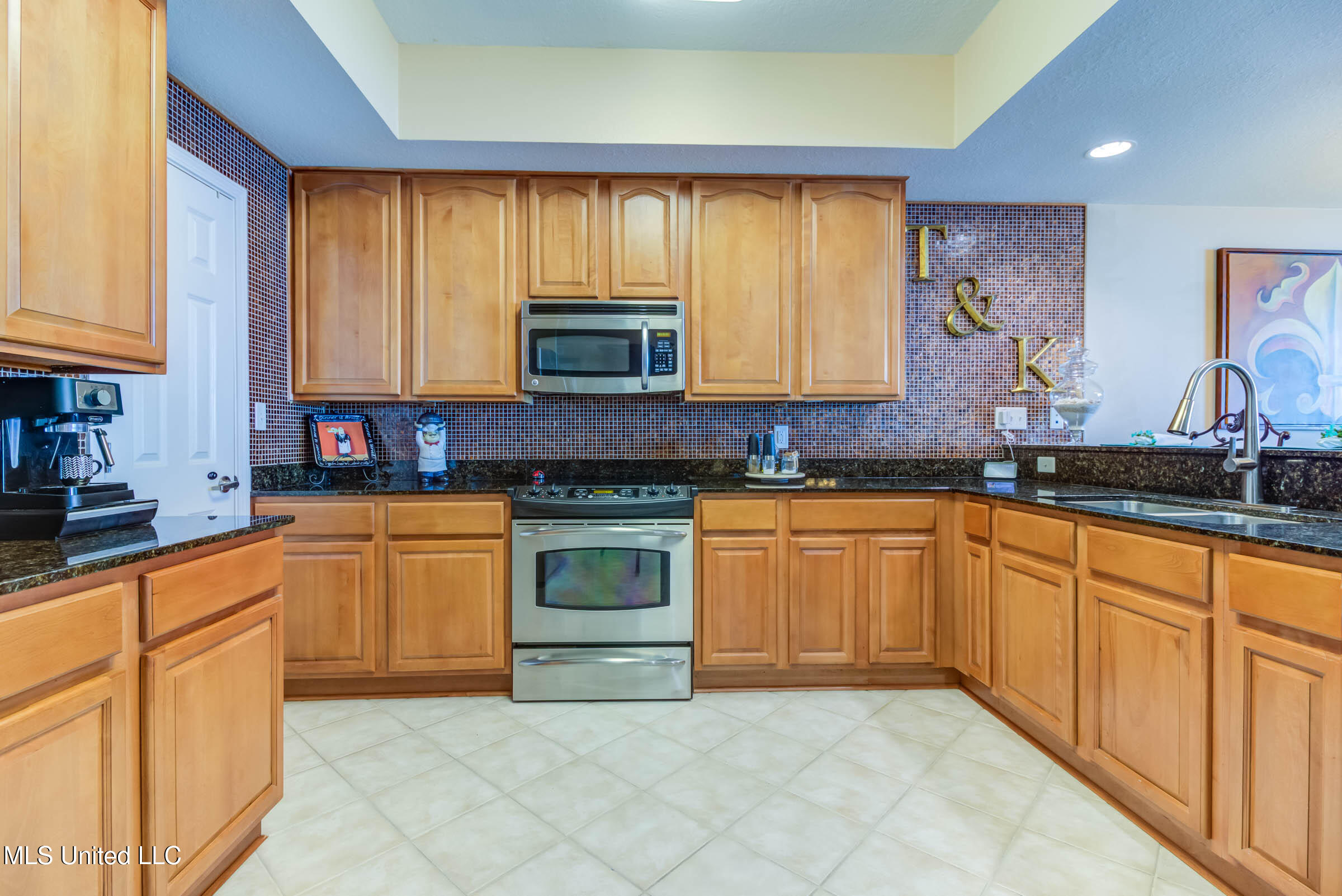 2668 Beach Boulevard #903, Biloxi, Mississippi image 14
