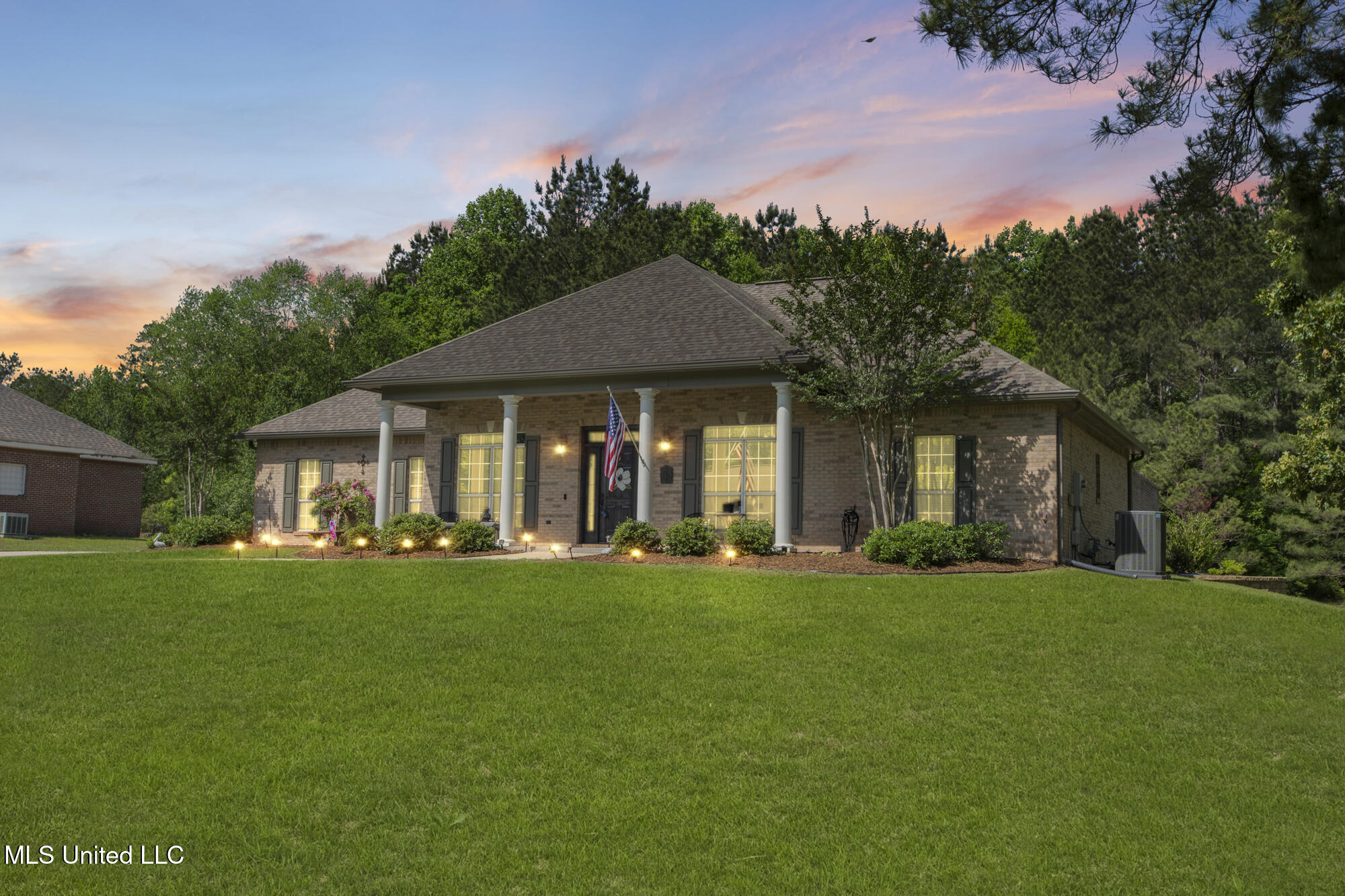 211 Whistlers Way, Hattiesburg, Mississippi image 3