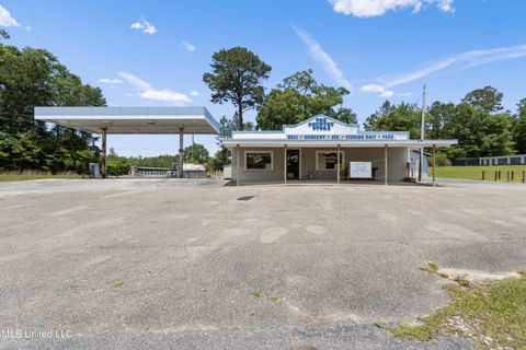 MLS: 4046701