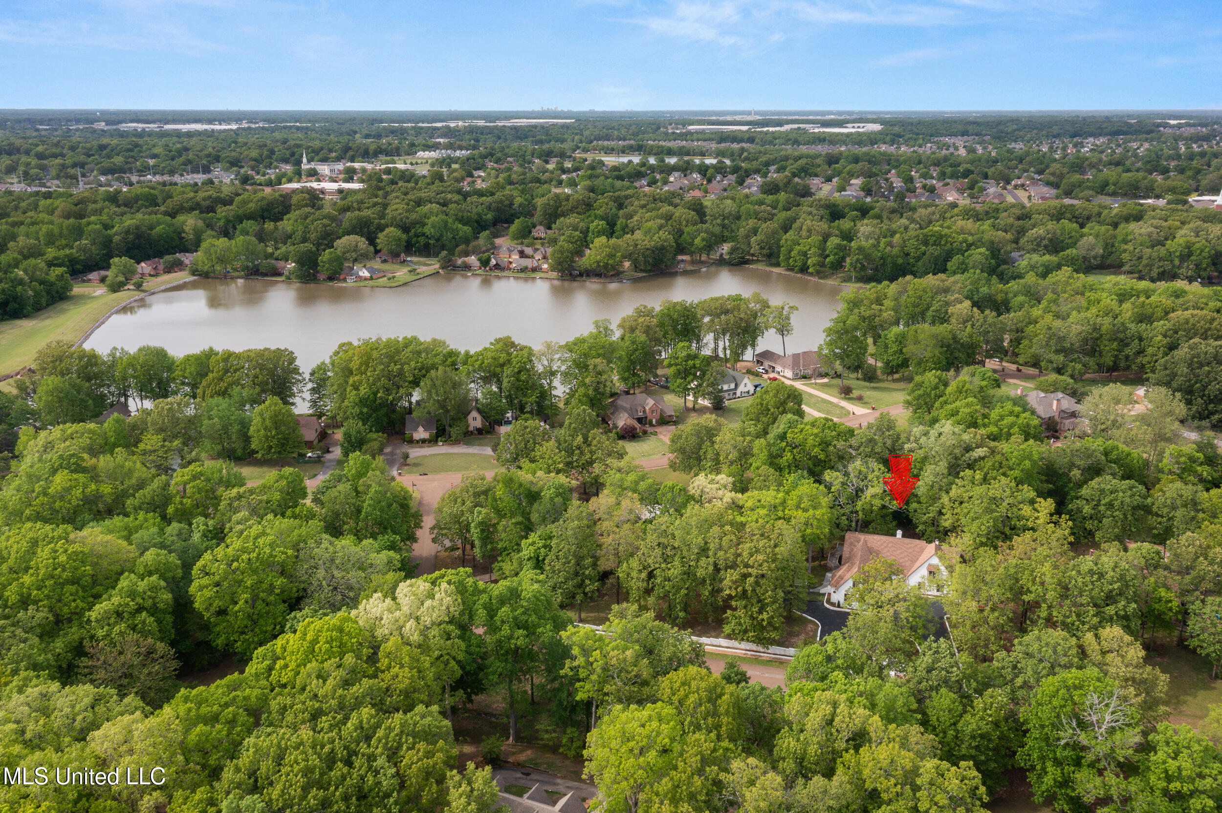 1590 Epping Forest Drive, Southaven, Mississippi image 48