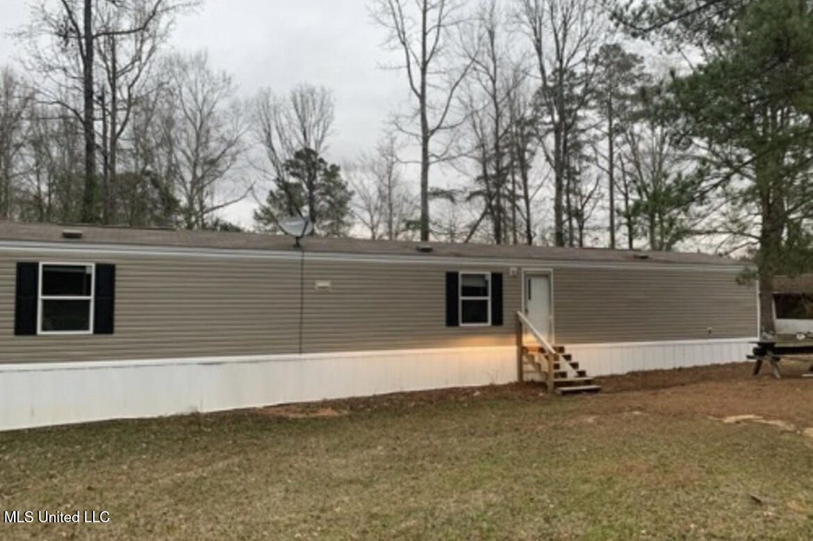 1351 Smith County Rd 117, Raleigh, Mississippi image 16