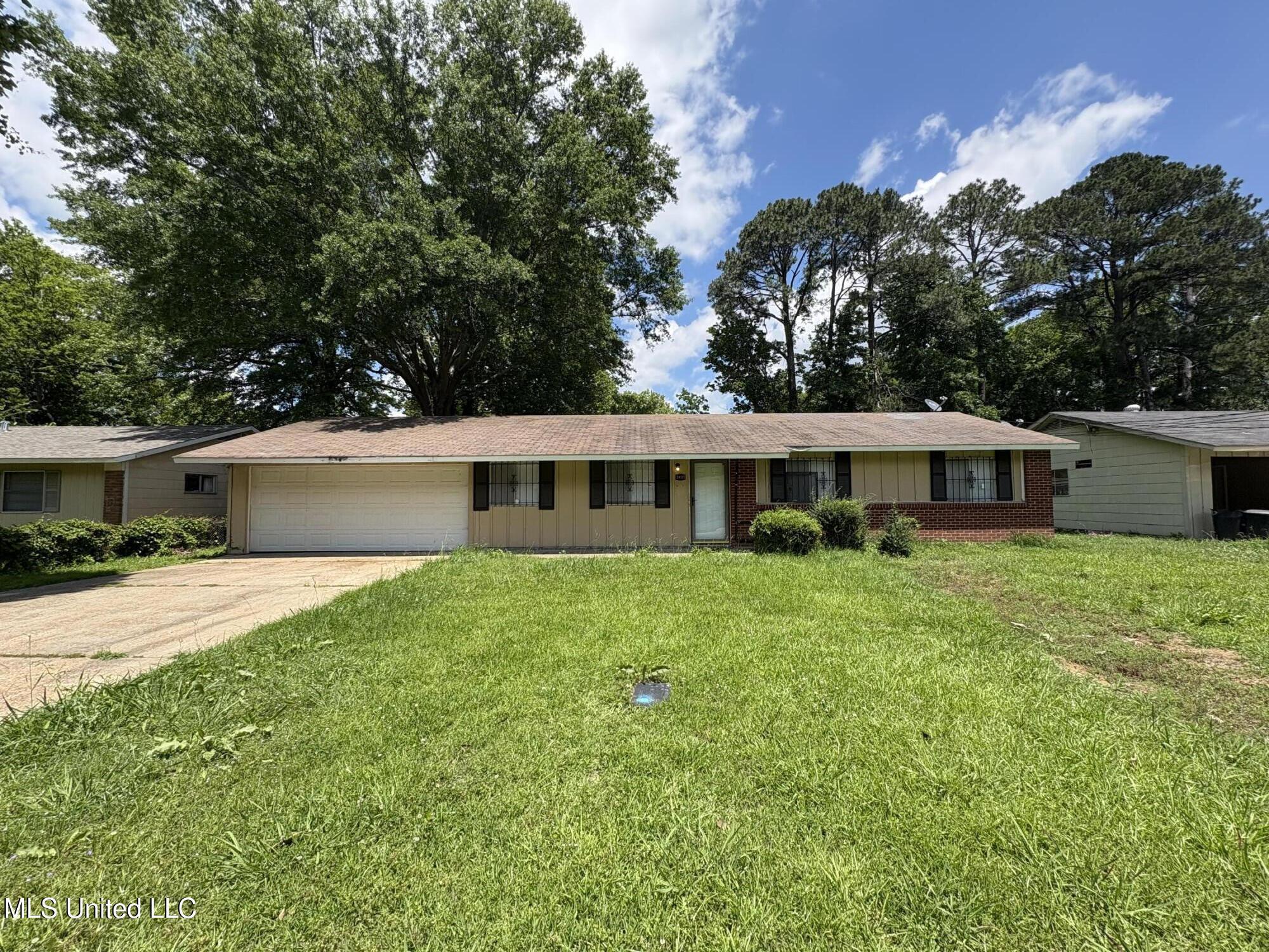 3435 Casa Grande Circle, Jackson, Mississippi image 1
