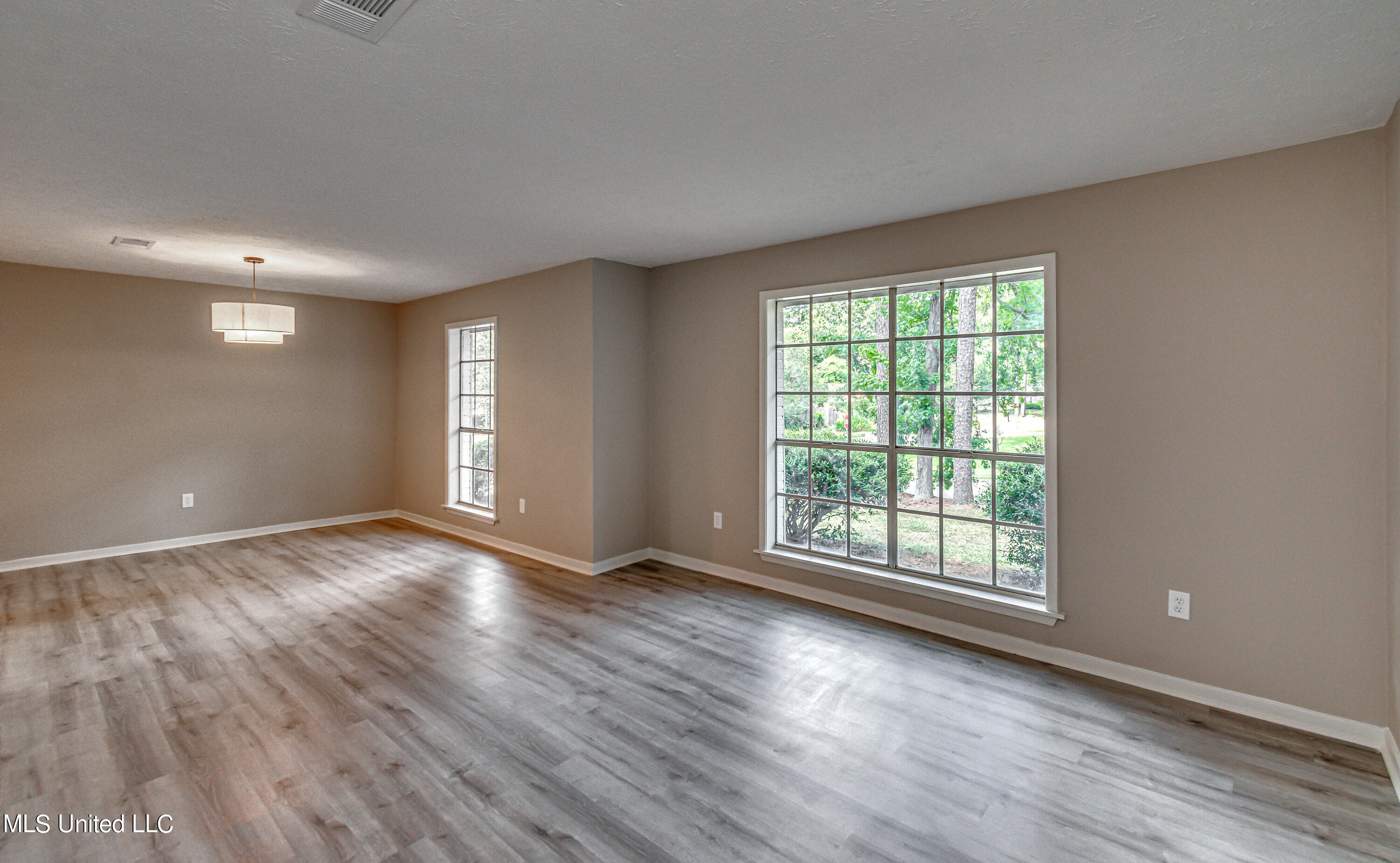 107 Woodgate Drive, Brandon, Mississippi image 7