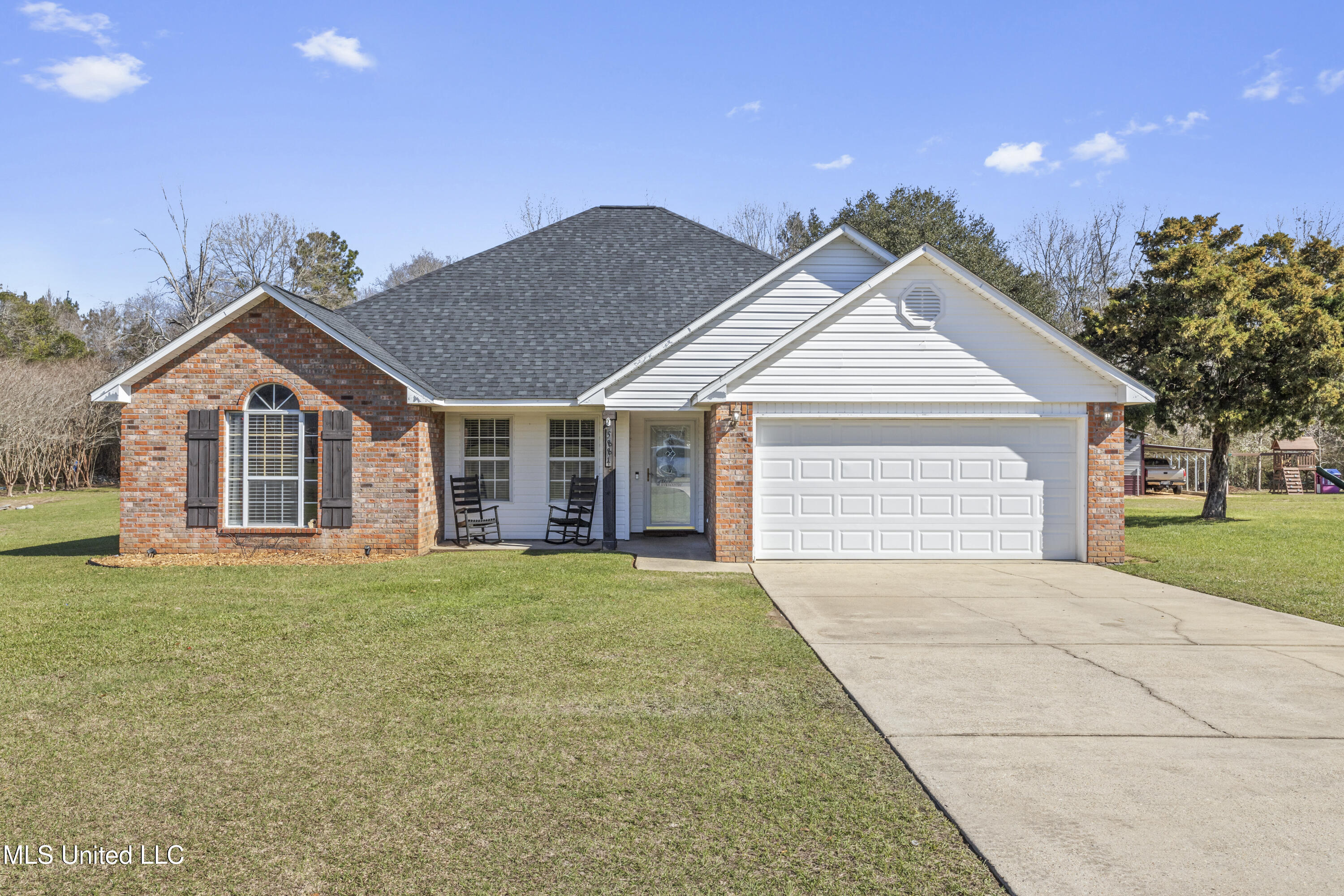 5881 Laramie Lane, Moss Point, Mississippi image 1