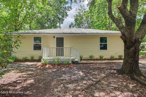 Homes For Sale - 15283 5th Street<br/> Gulfport, MS 39503