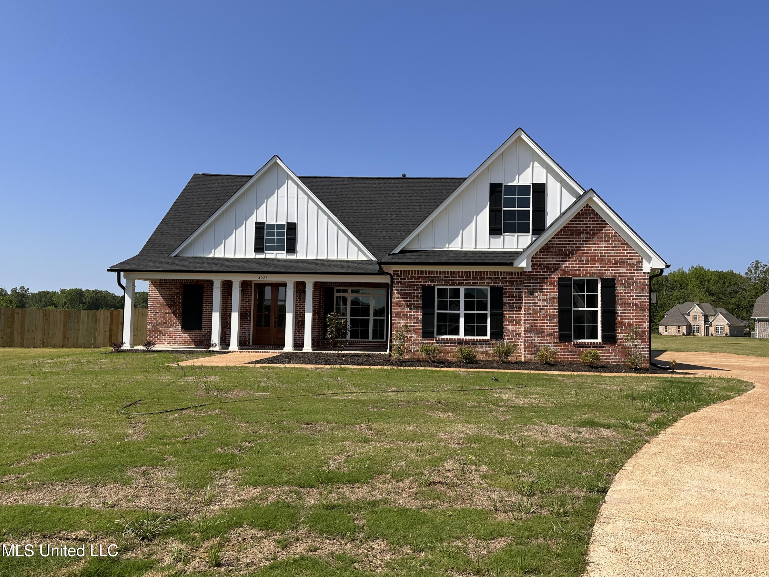 4223 Adriane Cove, Nesbit, Mississippi image 1