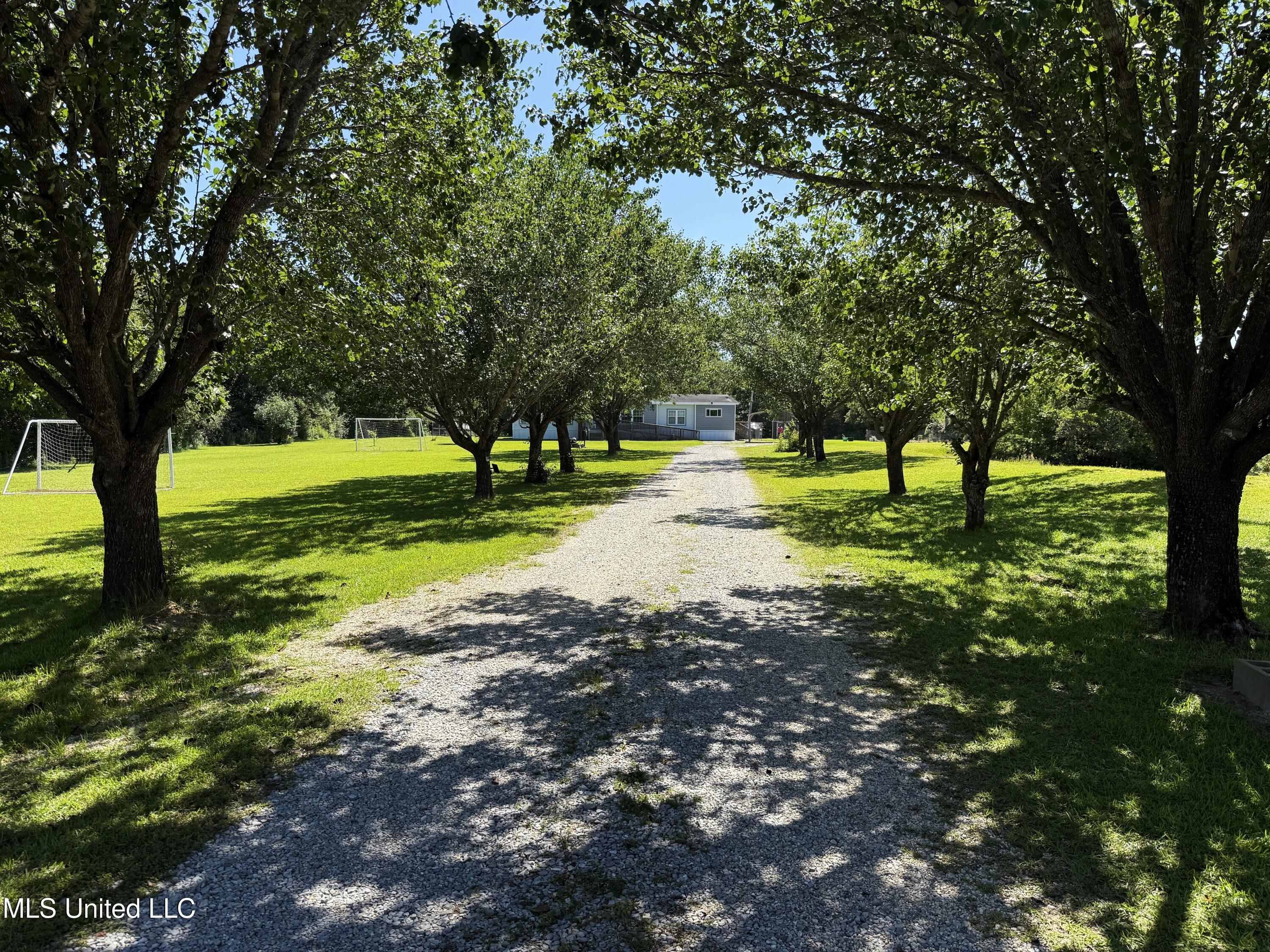 72 Old Creek Road, Picayune, Mississippi image 2