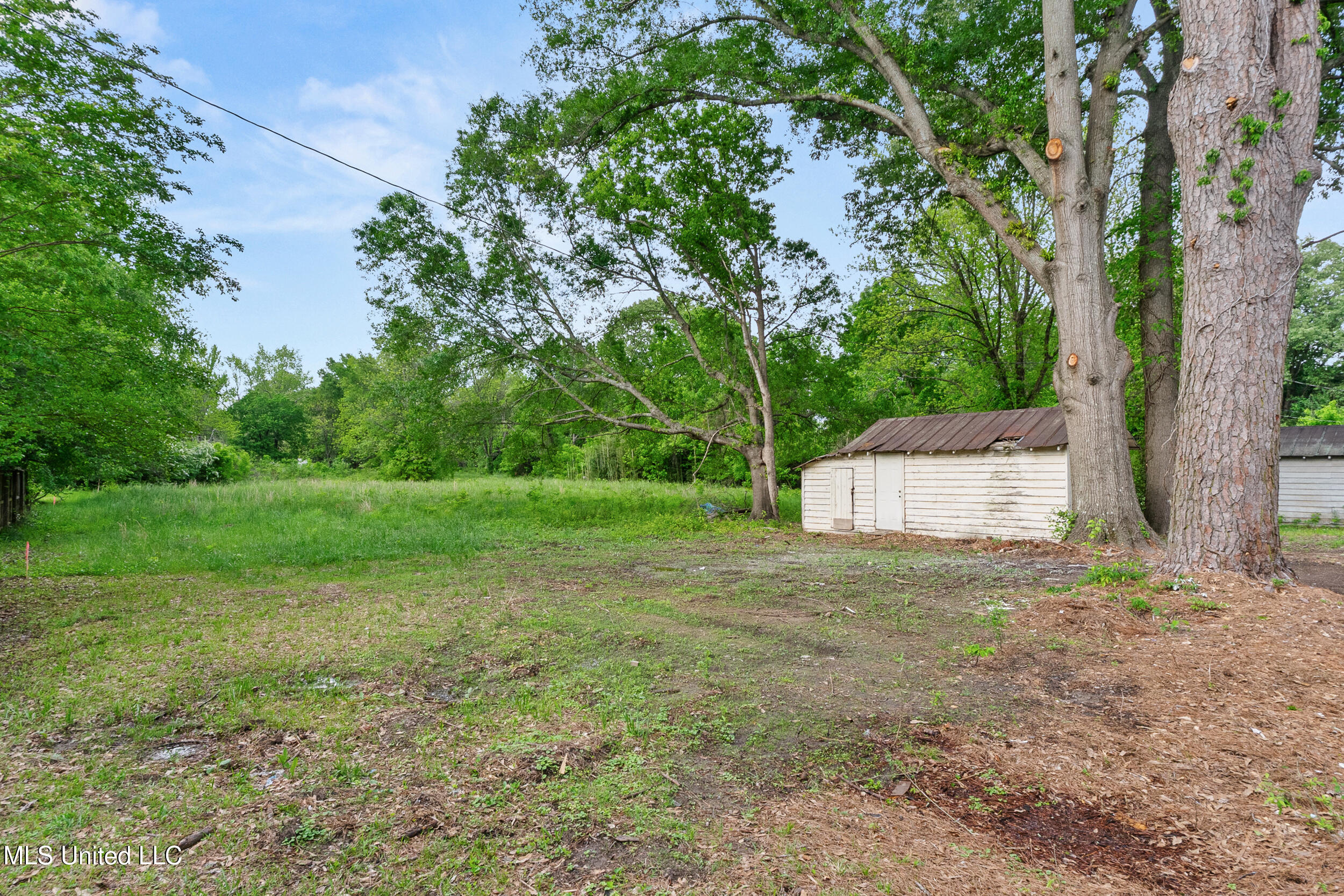 105 Tubbs Road, Batesville, Mississippi image 5