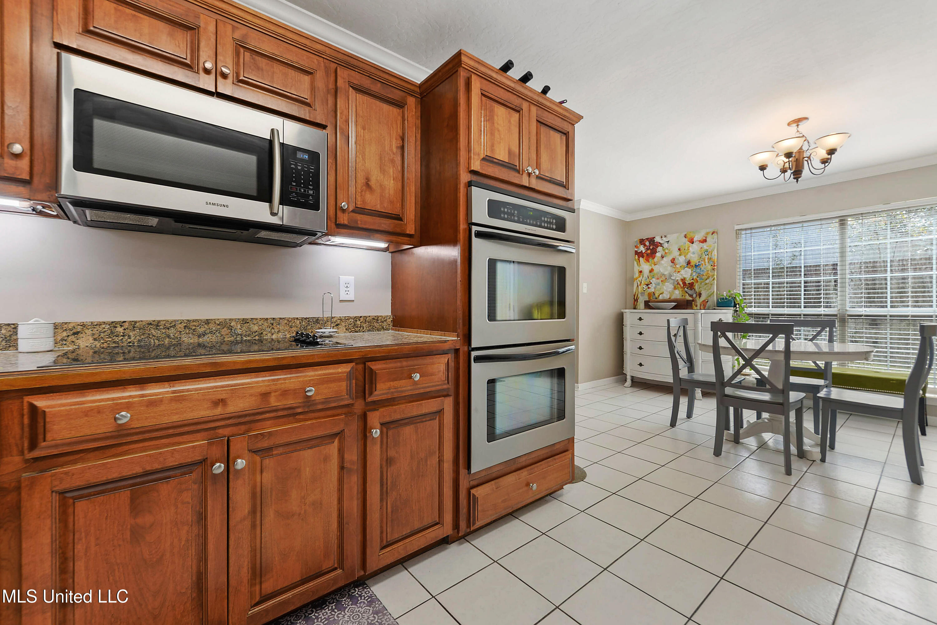 1817 Burnt Oak Drive, Ocean Springs, Mississippi image 10