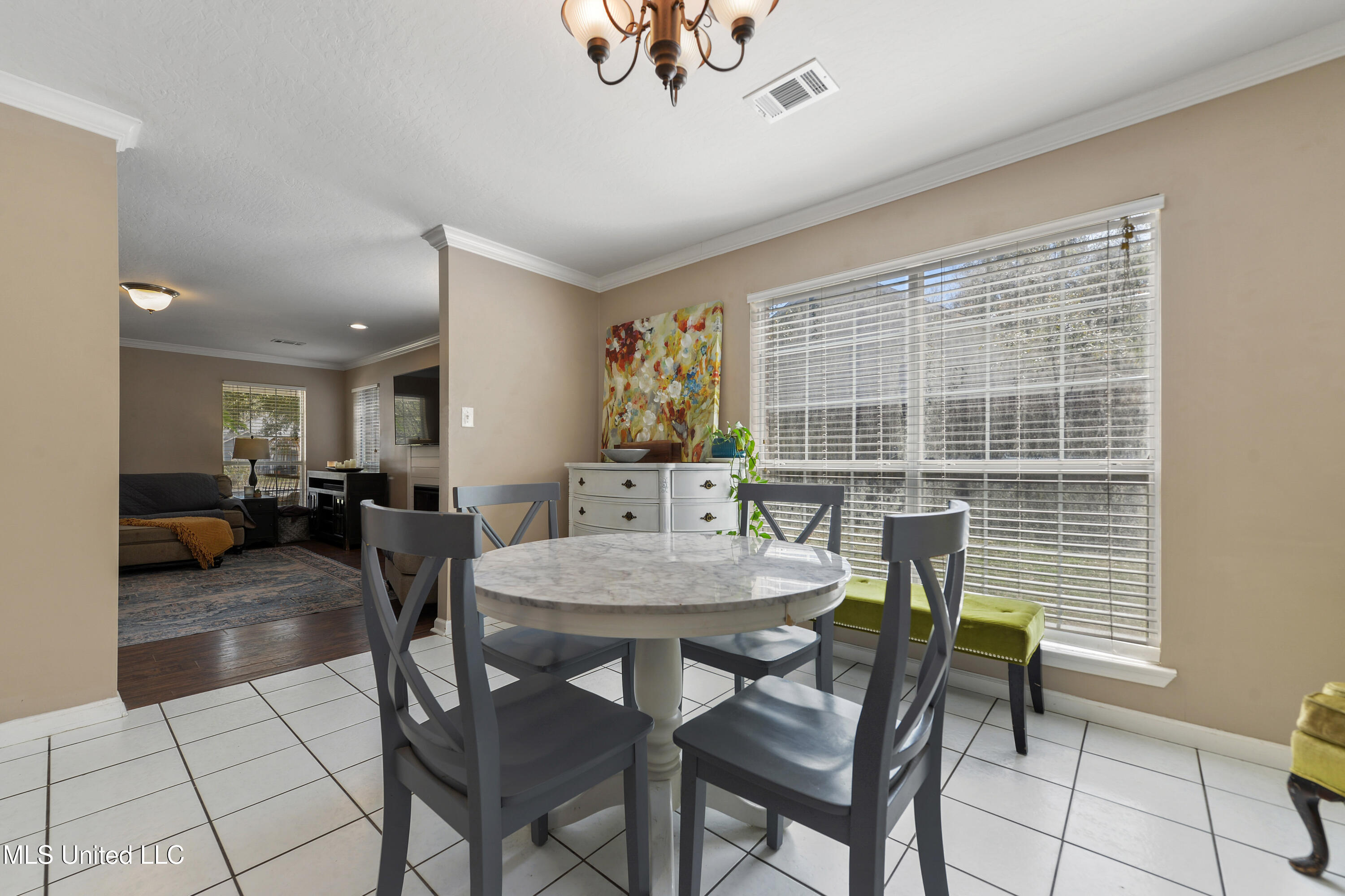 1817 Burnt Oak Drive, Ocean Springs, Mississippi image 11