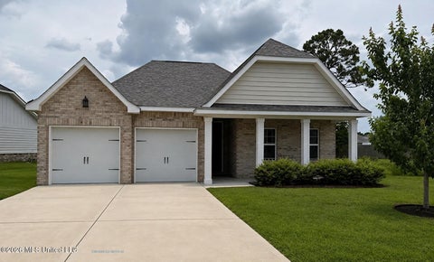 Homes For Sale - 10510 W Landon Green Circle<br/> Gulfport, MS 39503