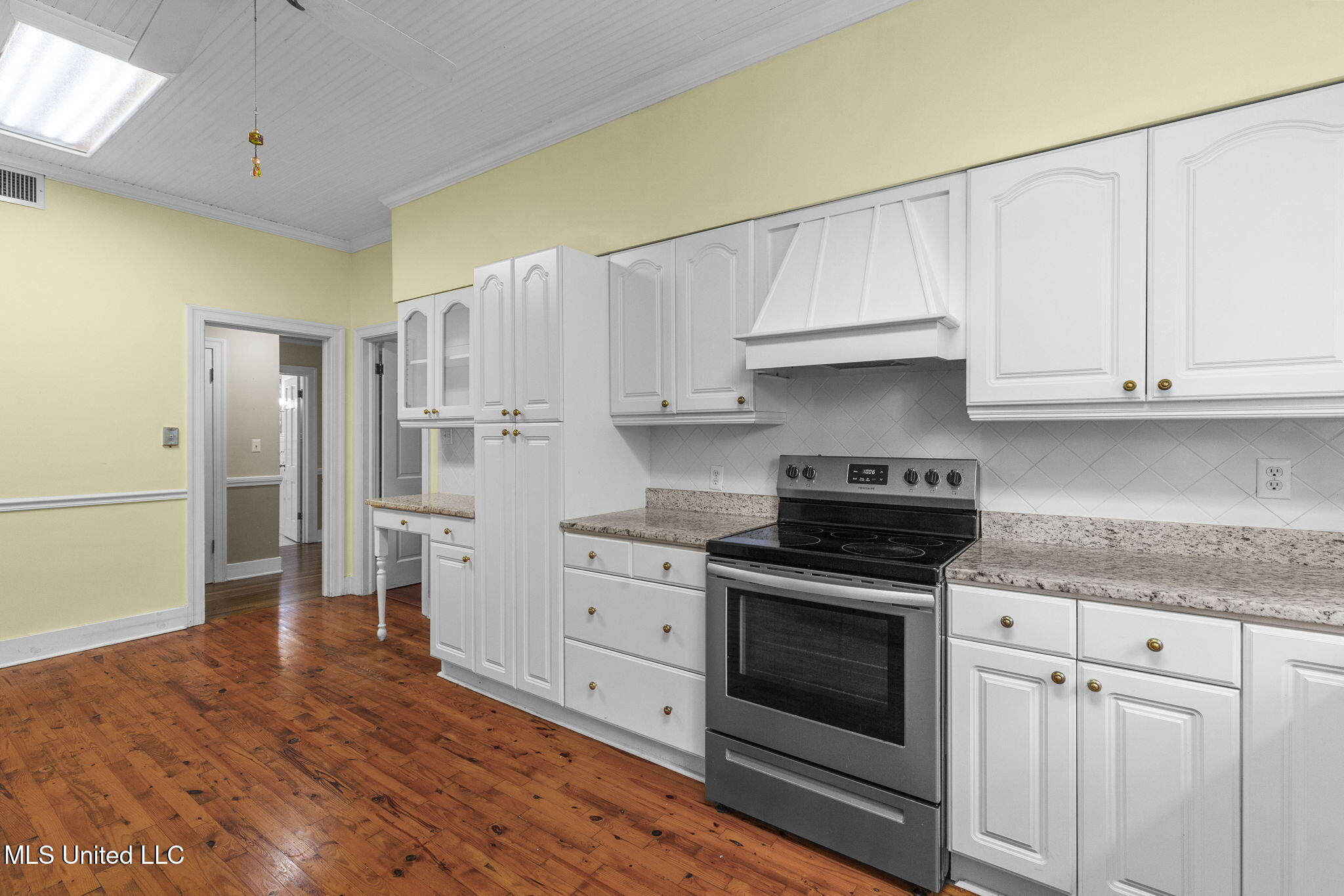 3821 Montrose Circle, Jackson, Mississippi image 15