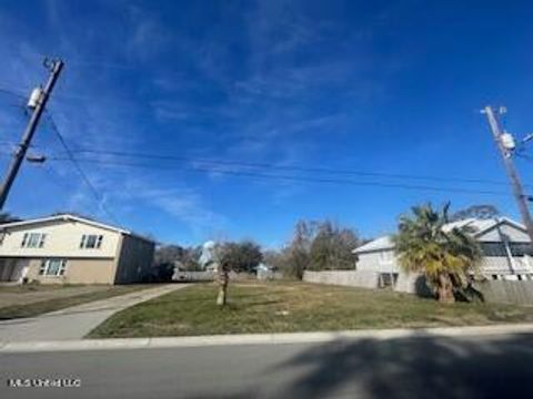Vacant Land For Sale - 221 Hoxie Street<br/> Biloxi, MS 39530