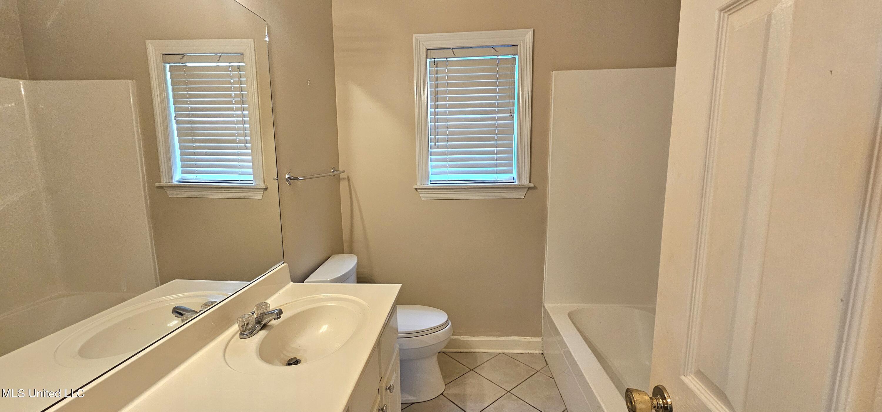 425 Autumn Creek Drive, Ridgeland, Mississippi image 13
