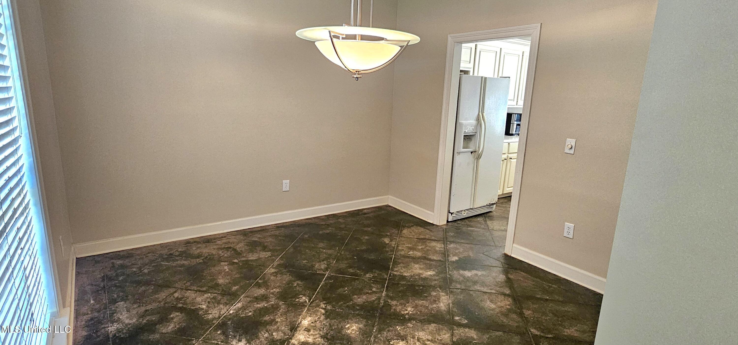 425 Autumn Creek Drive, Ridgeland, Mississippi image 4